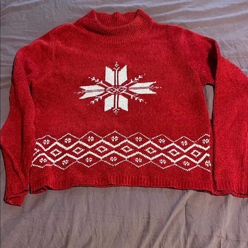 Petite Sophisticate Vintages Red and White Turtleneck Sweater
